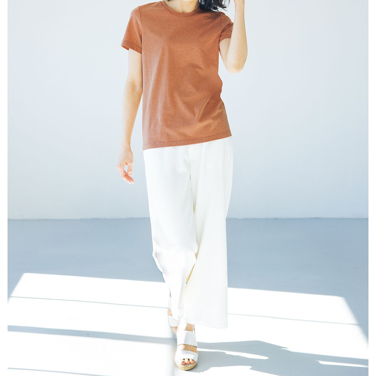 シンプルクルーネックTシャツ(半袖)(洗濯機OK) ファッション通販ならセシール(cecile) 半袖Tシャツ×3枚 セシール(1枚 or 2枚買いもOKです)