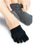 ソックスやタイツのインに重ね履きして、足指の冷えやムレを防止!シルク混5本指ハーフソックス(同色2足組) ブラック着用例