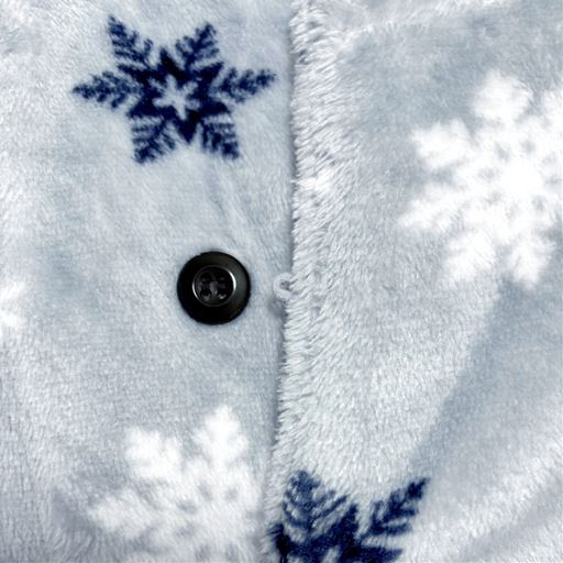 衿元ボタンアップ<br>第一ボタンはゴムループで留める仕様です。首元までしっかり防寒できます。