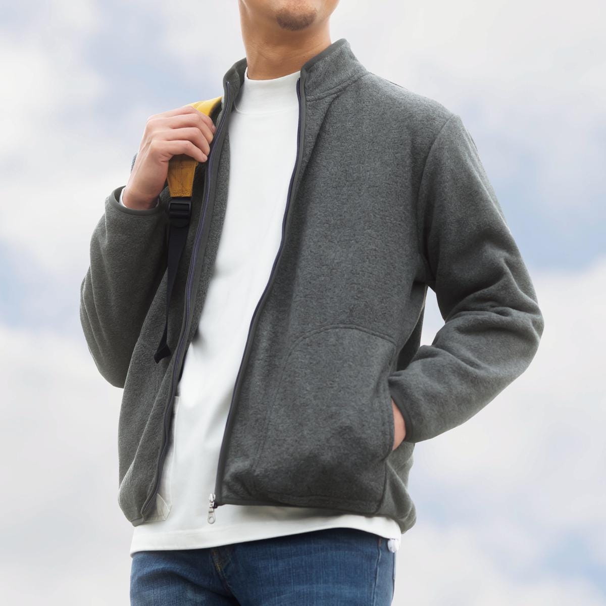 UNIQLO フリースハーフジッププルオーバー長袖　140