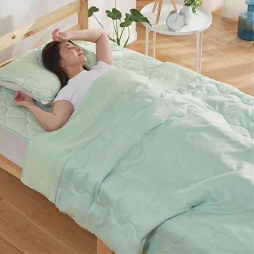 グリーン ※商品は枕パッドです。<br>汗をかいてもベタつきにくく、サラッと快適な肌ざわり。