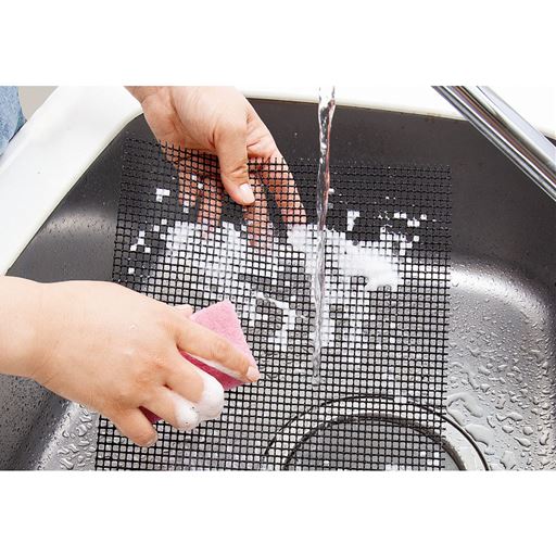 ふっ素樹脂コーティングでキレイに取れやすく洗って繰り返し使用可能!