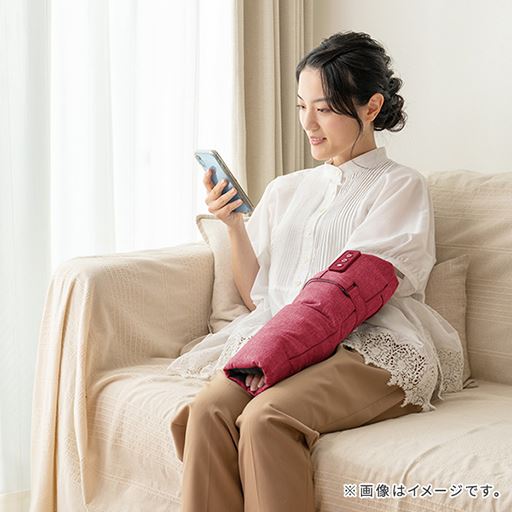 コードレスで、好きな場所でくつろぎながらケア<br>(※ピンクの販売はありません)