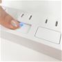 フラットスイッチ部分。ブルーLEDで通電状態もわかりやすい!