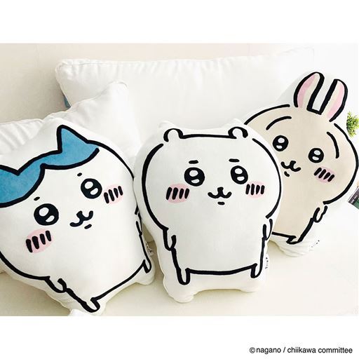 ちいかわ もちもちダイカット抱き枕