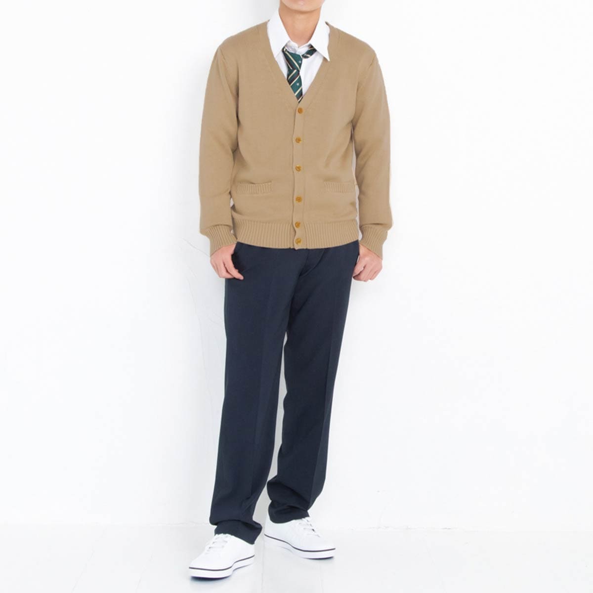 年間使いやすい綿100%カーディガン( Vネックニット)(洗濯機OK)(スクール・制服) 学校制服の通販ならセシール(cecile)