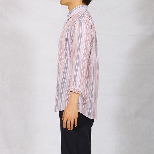 サイド<br>レッド系着用