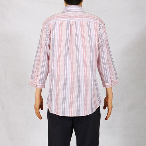 バック<br>レッド系着用
