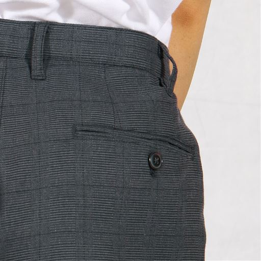 バック<br>グレンチェック着用