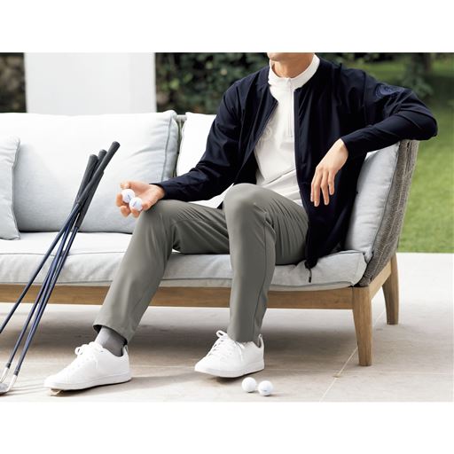 ライトグレー コーディネート例