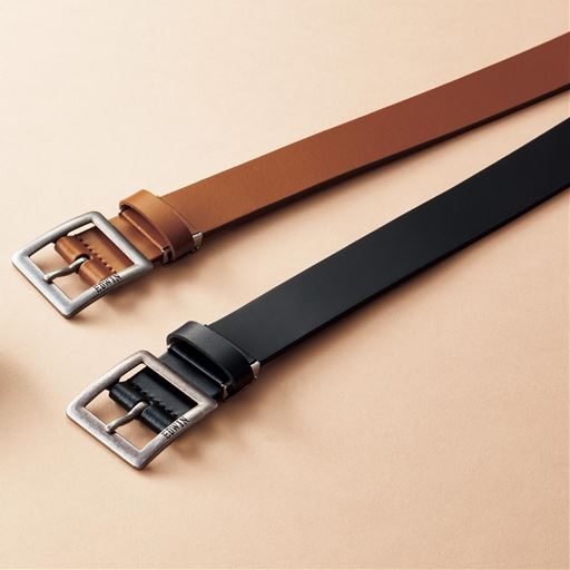 (上から)ブラウン、ブラック