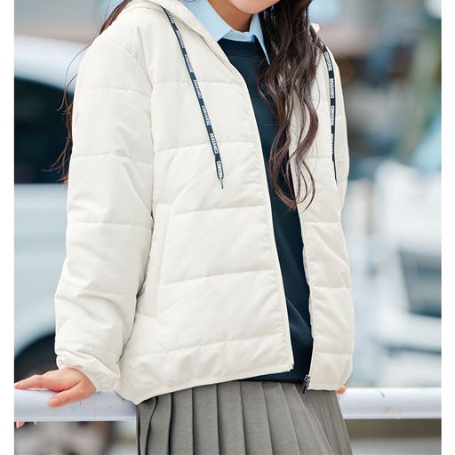制服に合わせて可愛く着回せる◎