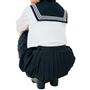 背中が隠れる長めの丈で肌のチラ見えを防止!