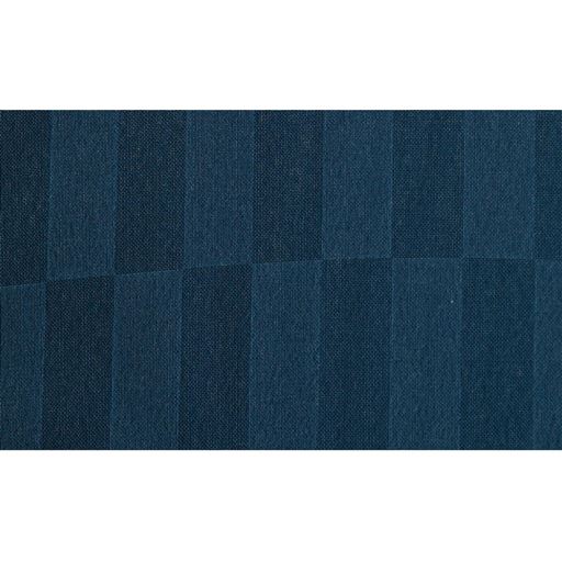 F(藍)<br>藍×長市松紋<br>江戸時代の歌舞伎役者の衣装から名が広まった市松模様。