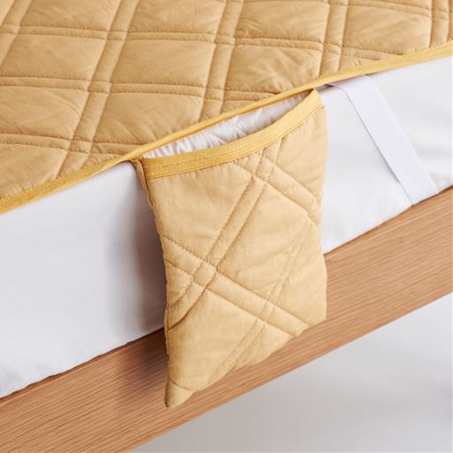 ベージュ<br>ポケットサイズは約20×25cm。