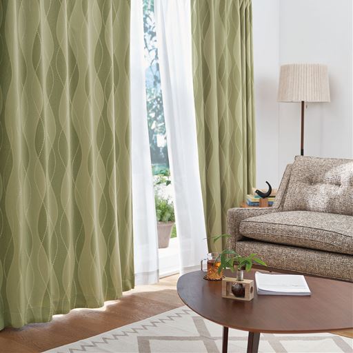グリーン<br>ジャカード織りと濃淡のある色遣いが上品な1級遮光カーテンです。