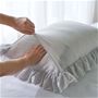 グレー<br>枕カバーはかぶせ式なので、ごろつくファスナーがなく着脱も簡単。