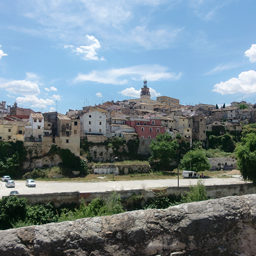 歴史あるスペインのバレンシア州オンティ二エンテの風景。