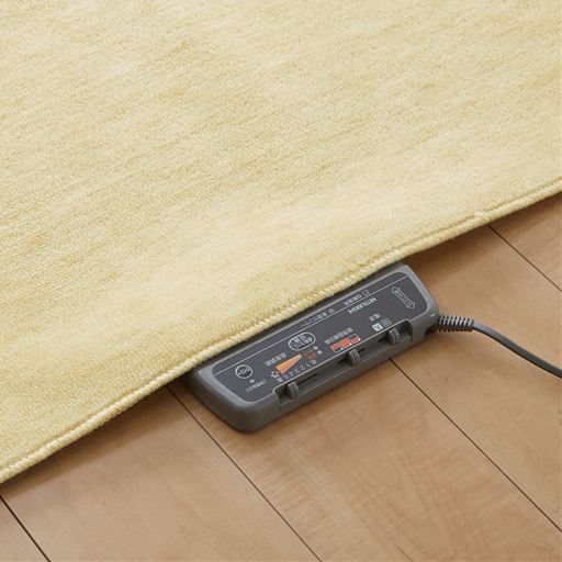 床暖房やホットカーペットの上でも使用できます。