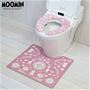 ピンク系(フォーク)<br>同じシリーズのトイレマットを揃えれば、いつものトイレをパッと明るい雰囲気に。