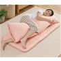 ピンク ※商品はごろ寝マットです。抱き枕はXI-1638を使用しています。<br>サラッとした肌ざわりで、お昼寝にもおすすめです。