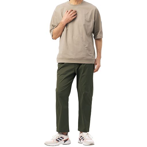 カーキ ふつうさん 身長177cm Lサイズ股下65cm着用