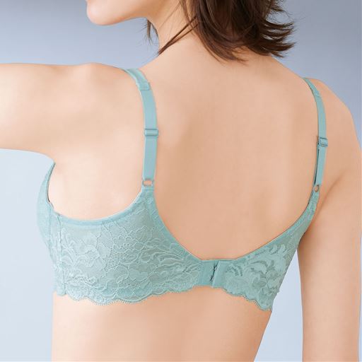エメラルドミスト着用例バックスタイル <br>背中すっきりレーシィタイプ