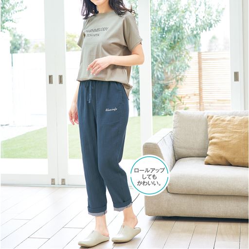 ネイビーブルー 着用例<br>※TシャツはNH-1141