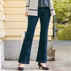 美シルエットブーツカットデニムパンツ