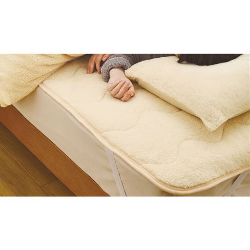 アイボリー(毛布面を使用)<br>※商品はパッドシーツです