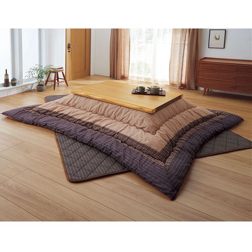 ブラウン系 長方形L(240×190cm) ※商品はこたつ敷き布団です。こたつ掛け布団はXI-1621を使用しています。