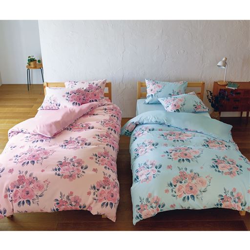 (左から) B (ローズ柄/ピンク)・A (ローズ柄/ブルー)  ※Bは完売しました。<br>肌ざわりの良い綿100%生地を使用した掛け布団カバーです。