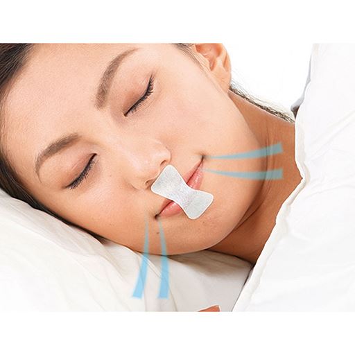 優しく口を閉じて静かな寝息 快眠呼吸でノドをしっかりガード