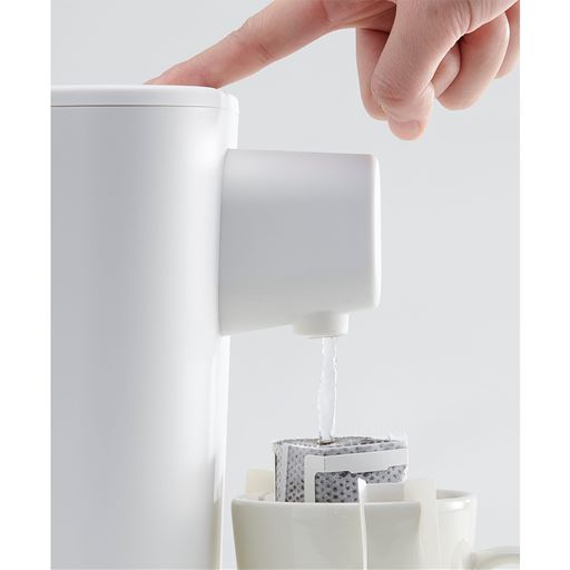 お湯が飛び散りにくく、ゆっくり少量ずつ注げる「ゆっくりカフェドリップ給湯」