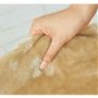 やわらかな起毛感で肌ざわりのよい、毛布に使われる肉厚のボア生地を使用。<br>※このカラーは完売しました。