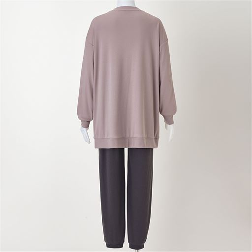 ライラックグレー(パンツ:チャコールグレー) バックスタイル 上下セット