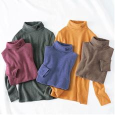 タートルネック長袖Tシャツ(刺繍モチーフ使い・日本製)