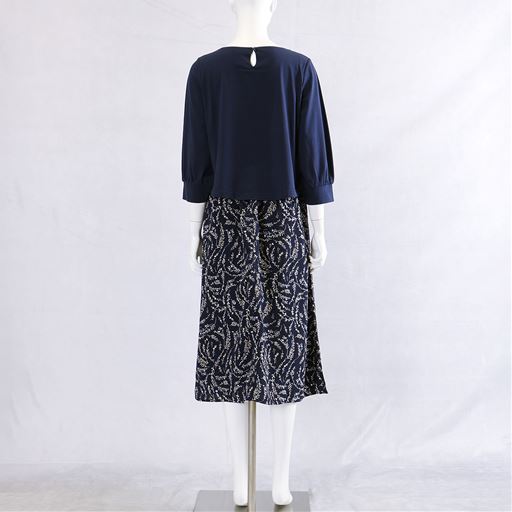 ネイビー系 バック