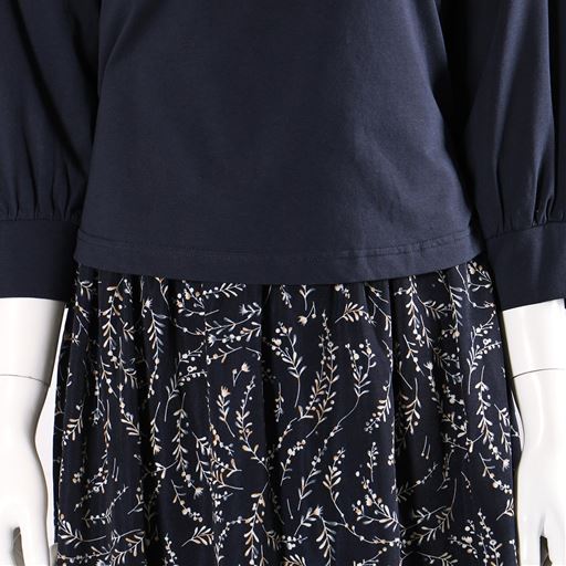 ネイビー系 生地アップ