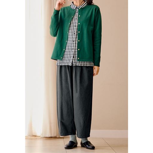 ダークグリーン コーディネート例