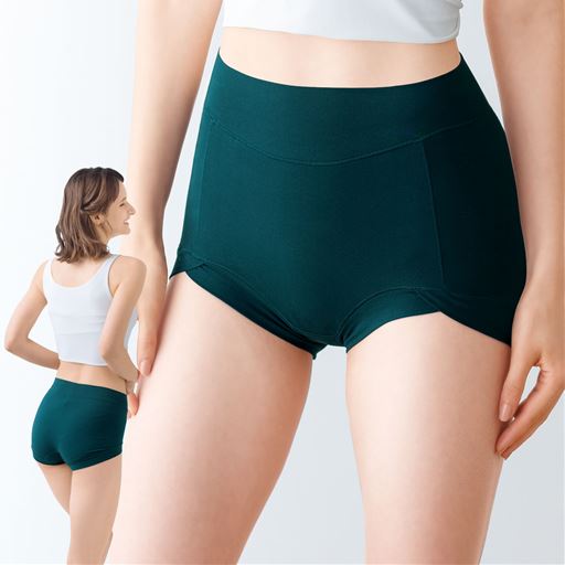 ゴムのくい込みやレースが苦手な方に綿混素材だけで仕上げたすっぽり立体設計ショーツ<br>ティールブルー 着用例
