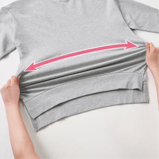 ストレッチで動きやすい!ゆったりラクなシルエット
