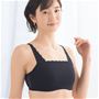 まるでさらしを巻いたよう!一枚布でグラマーバストをすっきりボリュームダウンするブラ<br>ブラック着用例