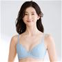 ブラストレスを軽減する「Tシャツみたいなブラ®」の薄手で軽い着け心地のさらっと綿混メッシュタイプ! <br>アクアブルー着用例