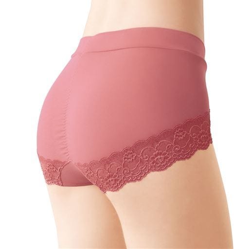 ずり上がりにくいステディフィット®ショーツ(定番タイプ・綿混・足口レース・はきこみ丈浅め)