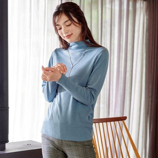 あったかスマートヒート®ハイネックTシャツ(静電気防止・吸湿発熱・吸汗速乾)