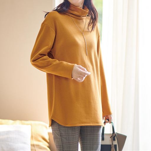 裏シャギーハイネックプルオーバー