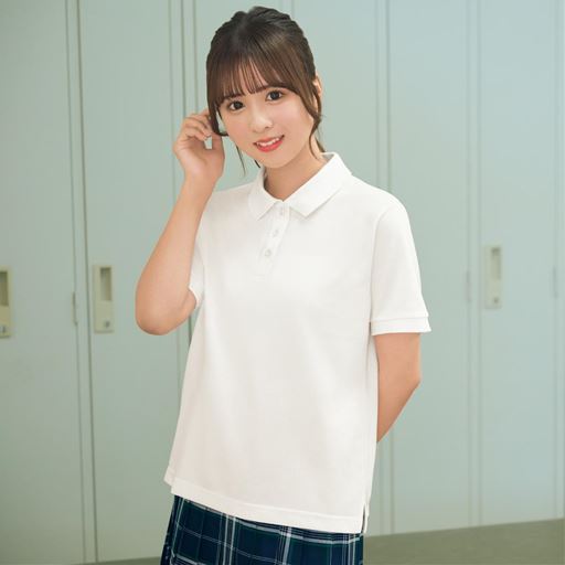 オフホワイト<br>モデル身長:156cm<br>コーディネート例