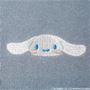 フロント部分の胸元刺繍はシナモロール