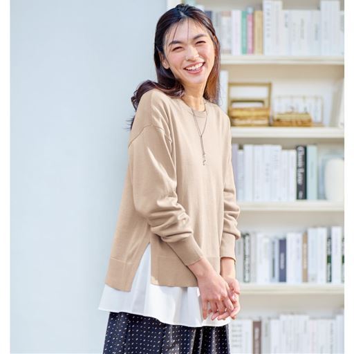 ベージュ